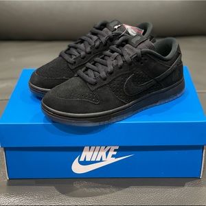 NIKE DUNK LOW 5 ON IT BLACK